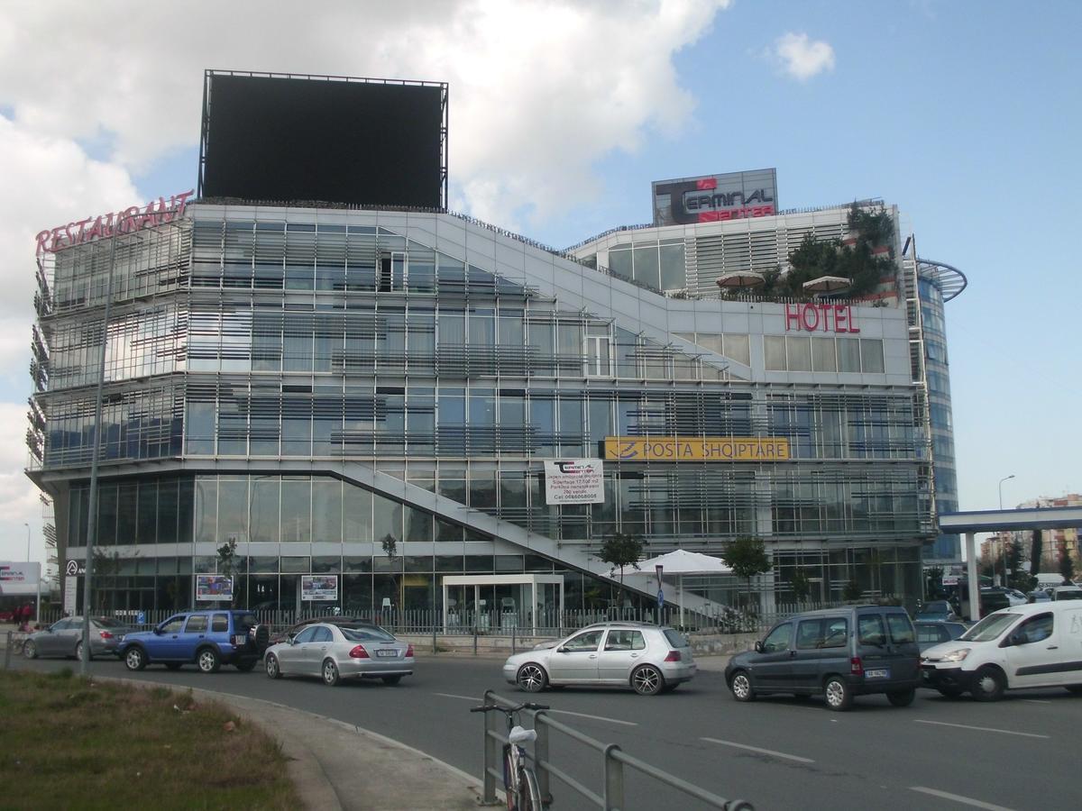 Terminal 3* Tirana